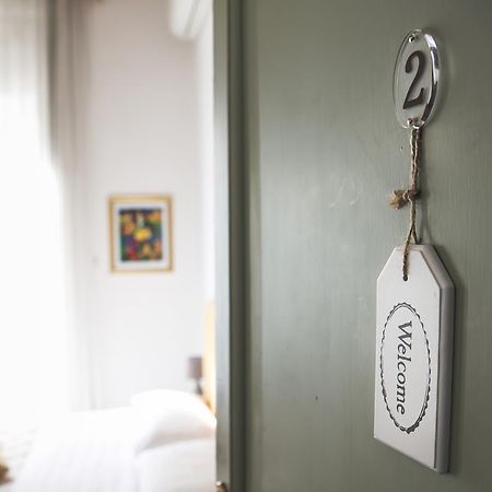 Al Viavai Hotel ปาแลร์โม ภายนอก รูปภาพ