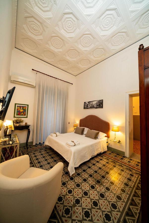 Al Viavai Hotel ปาแลร์โม ภายนอก รูปภาพ